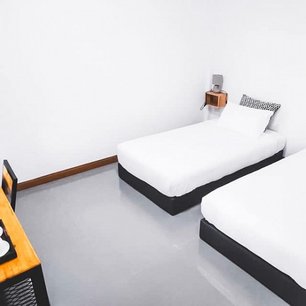 Standard Twin Room